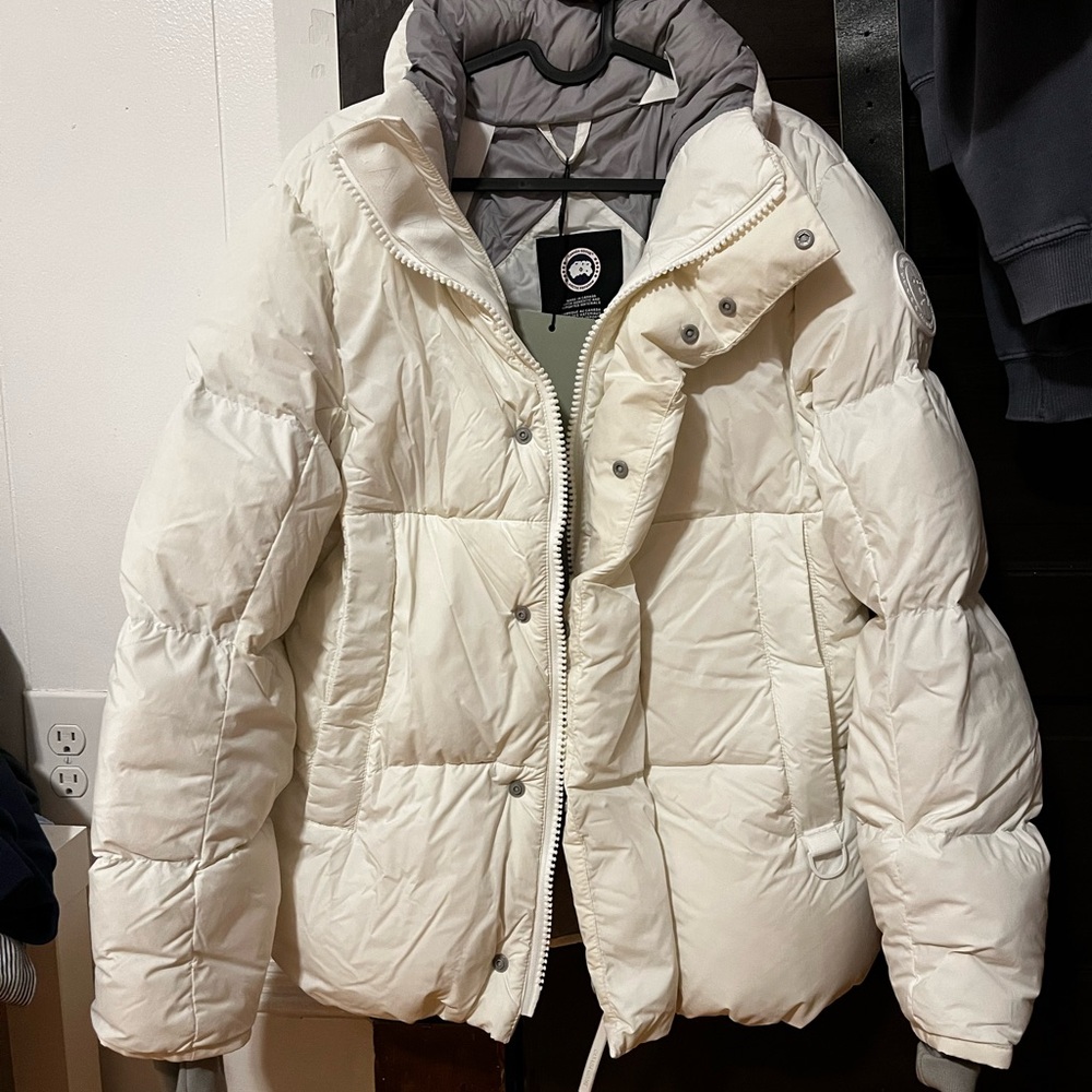 White Canada Goose Everett Puffer